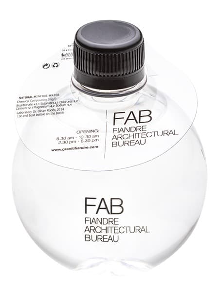 333 Runde Flasche. Direktdruck + PVC-Flaschenhals einfarbig. Schwarzer Deckel