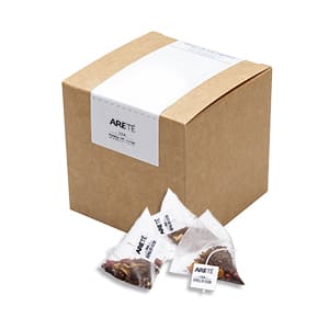 Box mit 15 Rooibos. PyramidBeutel Vollfarbetikett auf Box + Einfarbiger Druck auf Beutel+Tag