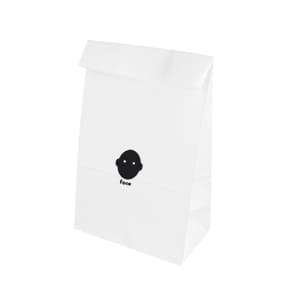 Bolsa pequeña personalizada de papel blanco sin asa. Impresión 1 color 1 cara